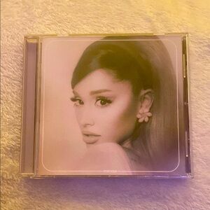 Ariana Grande CD ‘positions’ Album